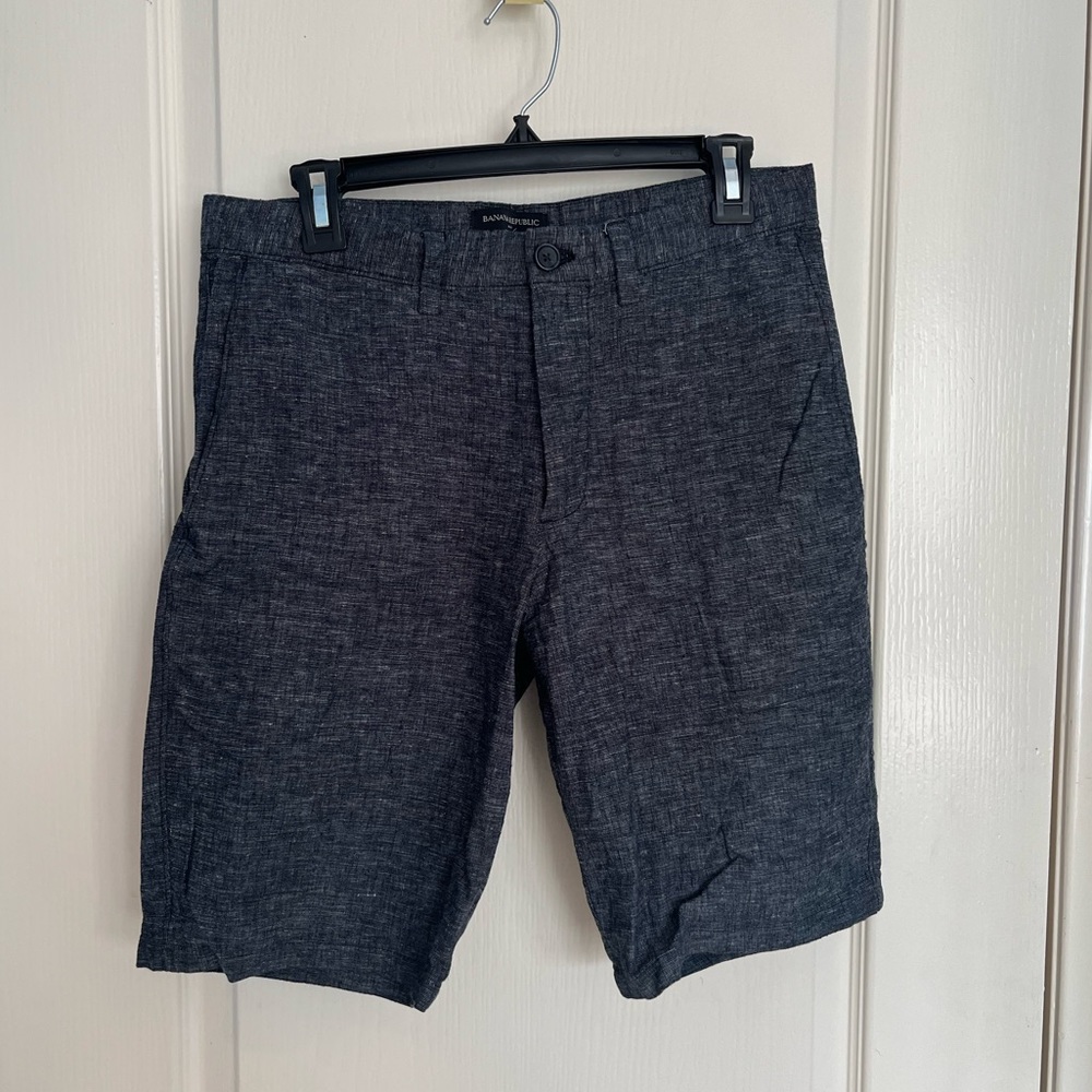Banana Republic Aiden Short - 30 Waist